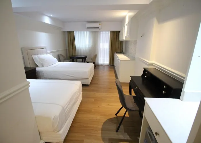 Sasha House 3*