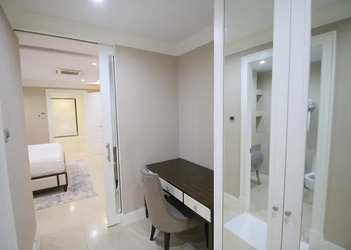 Sasha House Aparthotel Bangkok