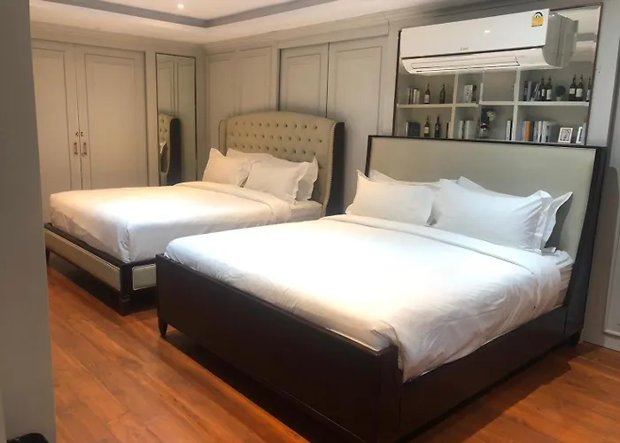 Sasha House Aparthotel 3*