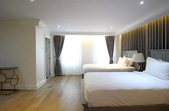 Aparthotel Sasha House 3*