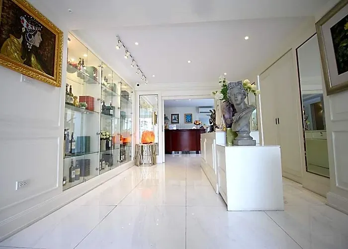 Sasha House